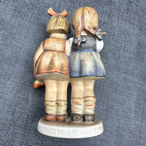 Goebel Hummel Figurine 176/0 "Happy Birthday" TMK2 Full Bee 5" 2 Girls 1950s - Picture 7 of 16